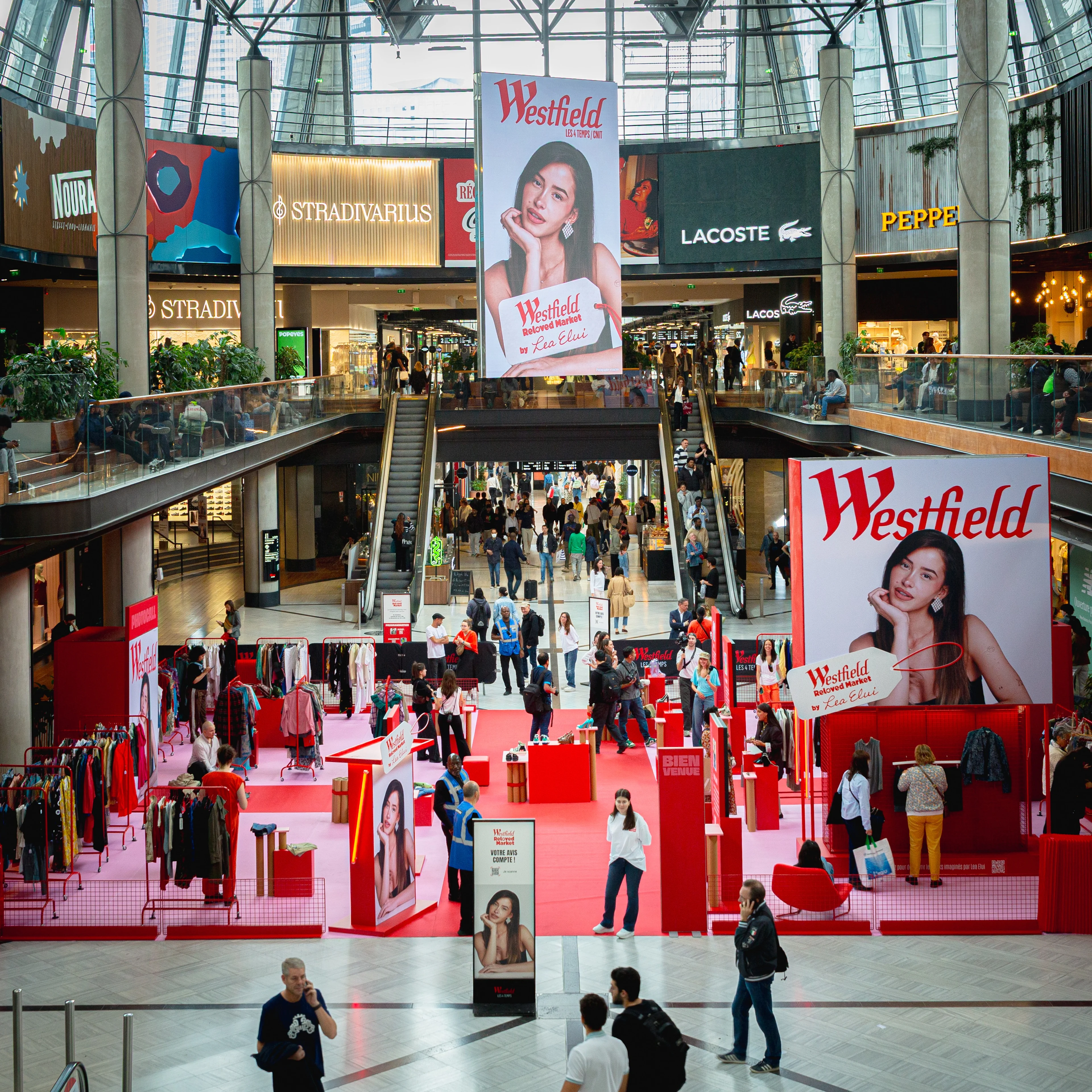 Promenade At Woodland Hills